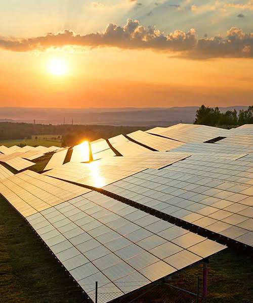 OswaldoBanales's tweet photo. Los paneles solares dan muchos beneficios para ti , para tu empresa, negocio y el medio ambiente que nos beneficia a todos. Convierten la luz solar en electricidad , fuente de energía renovable y abundante, el sol sale para todos . Mejora tu economía y hay financiamiento. https://t.co/UnAe3Sfu82