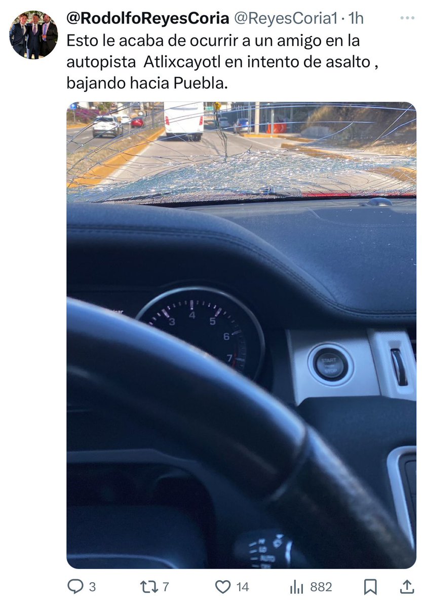 🚨 Reportan que siguen los asaltos o intentos de asaltos en la Autopista Atlixcáyotl.

Esto le pasó HOY a un automovilista que circulaba con sentido a #Puebla.

Ayer poncharon llantas y arrojaron piedras para robar dinero en efectivo y celulares a por lo menos 10 conductores.