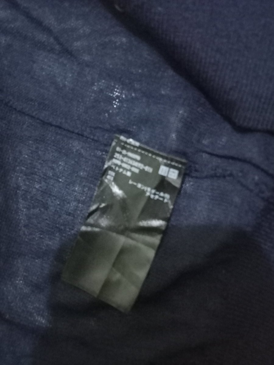 hellomollynaa's tweet photo. @luvlieszz gas kak uniqlo new masi ada tag 75k negoin https://t.co/g1YTAujLcq