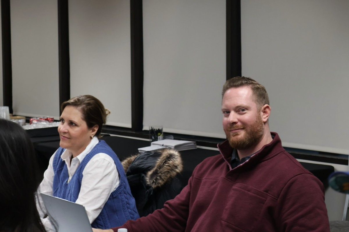 ThinkingAheadES's tweet photo. Compass content incoming...

We got to welcome our Partners and Leaders to our Nashville Headquarters today to kick off a few days of learning, celebrating, and recalibrating (and plenty of laughter, too)! It's such a treat to see these faces in person. https://t.co/3nQgZCUr8i