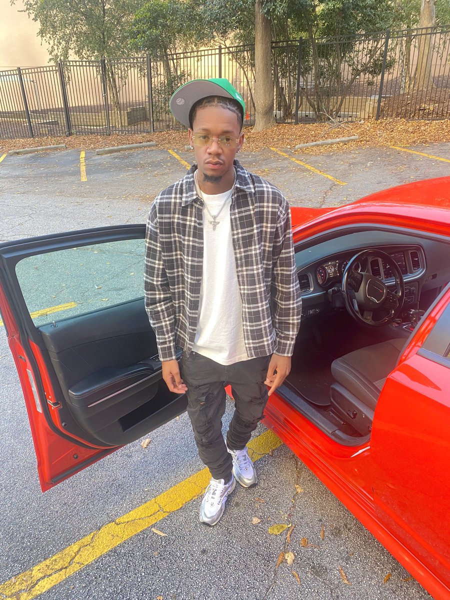 thatkidtre_'s tweet photo. Just a few updated pics of a turnt Scorpio🥷 gang 😈 https://t.co/qZZbjJG7Be