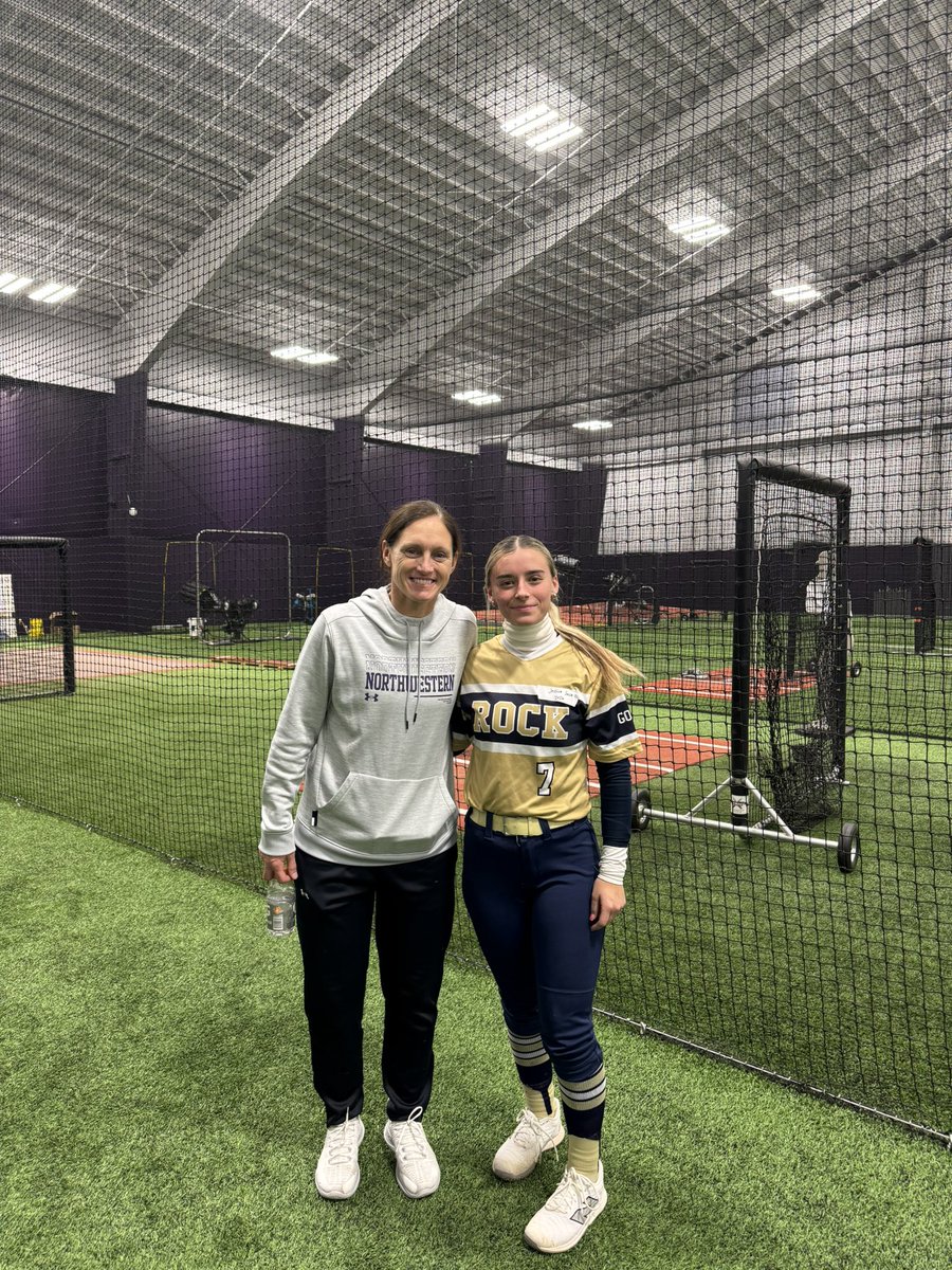 Thank you to the Northwestern coaches and players <a href="/NUSBcats/">Northwestern Softball</a> for providing great feedback and drills! I appreciate all the tips and excited to get to work. <a href="/katedrohan/">Kate Drohan</a> <a href="/CarylDrohan/">Caryl Drohan</a> <a href="/Mgascoigne32/">Michelle Gascoigne</a> <a href="/TonySmithNUSB/">Anthony Smith</a> 
<a href="/Coach_Luis1721/">Coach Luis de Leon</a> <a href="/RockGold_deLeon/">Rock Gold Premier- de Leon / Manetta</a>