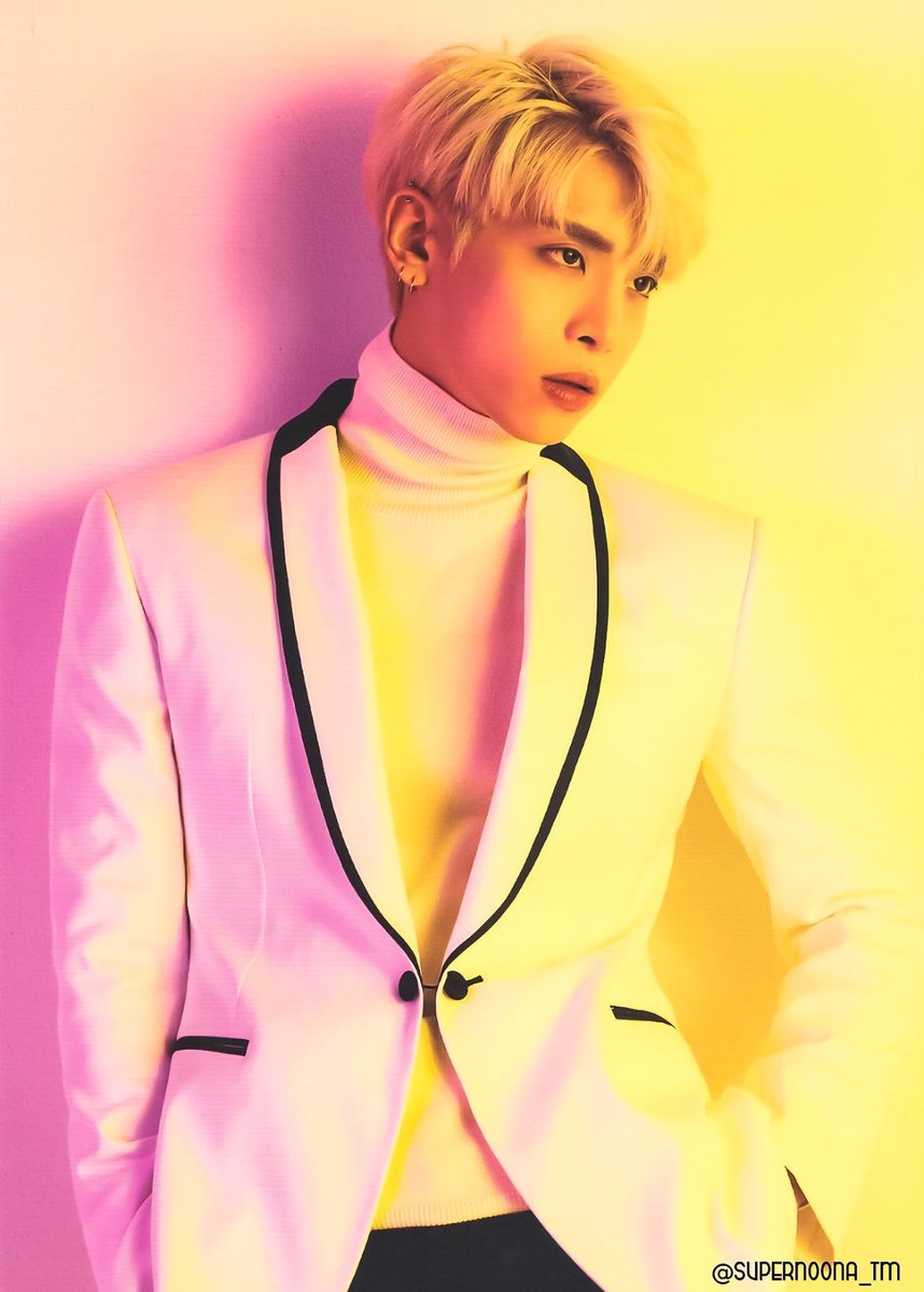 jjongsarchive's tweet photo. happy 7th anniversary to Jonghyun’s beautiful album Poet | Artist!🧡 everyone be sure to give it a listen today!
#종현 #샤이니 #JONGHYUN #SHINee https://t.co/Obv2ivIY9S