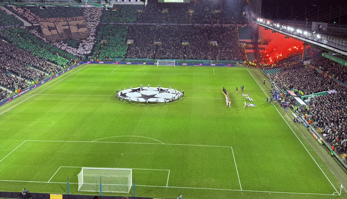StephNx79's tweet photo. Nerves are shattered after that. Got there in the end. Mon the Hoops 🍀💚🍀 https://t.co/aUHprOpudL