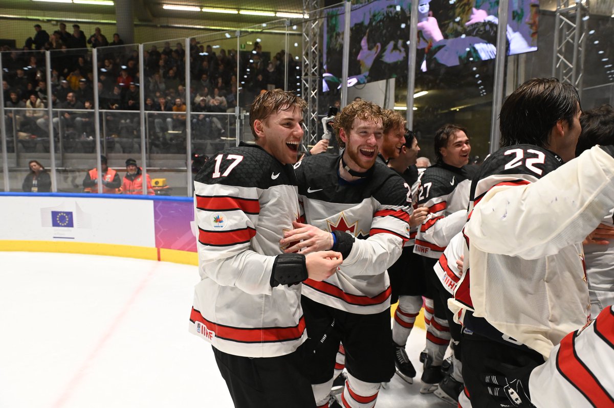 USPORTSIntl's tweet image. The celebration is on!

Les célébrations sont commencées!