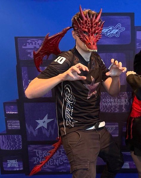 just realized this is probably the only image that exists of dan’s pussy facing the world