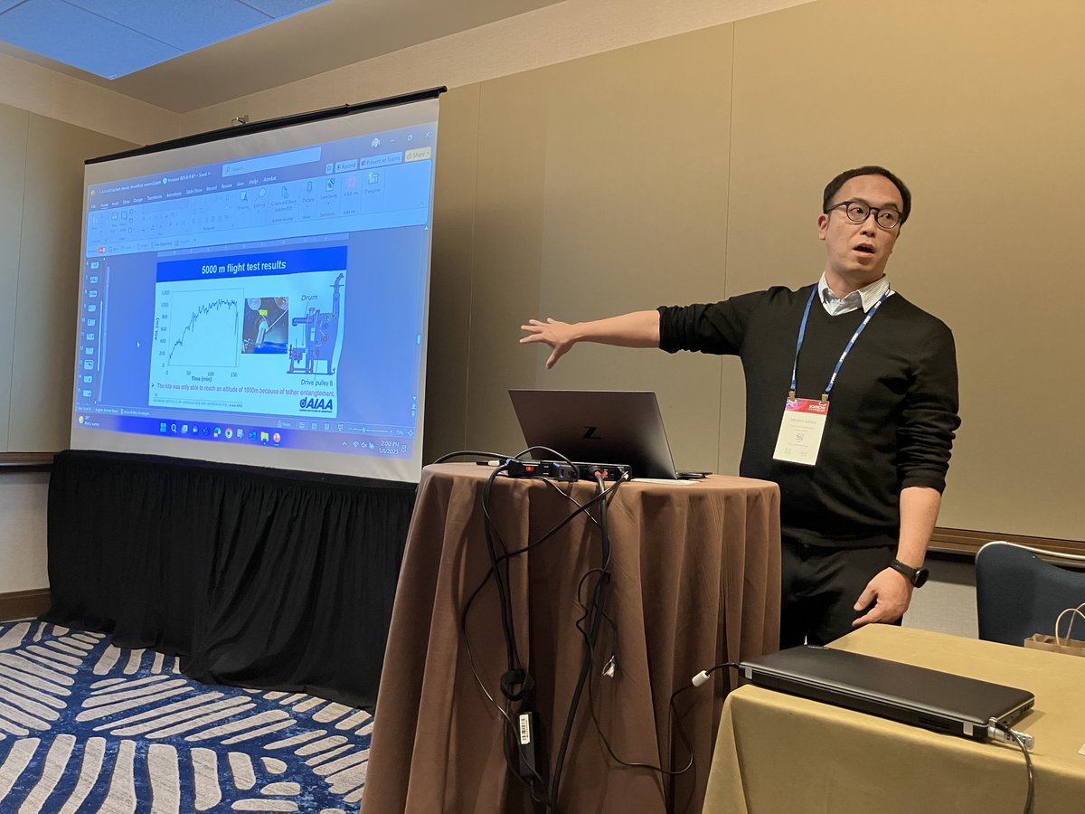 TOYOTA_FRC's tweet image. 1月8日米国航空宇宙学会AIAA SciTechにて、未来創生センター、TRINA、共研先と共に、マザーシッププロジェクトのセッションを開催。計12本の論文を発表。AIAAとしてプロジェクト軸のセッションは初の試みで、専門家の注目を集め、当日は多くの方が視聴にみえました。来年もセッション依頼を受けました.