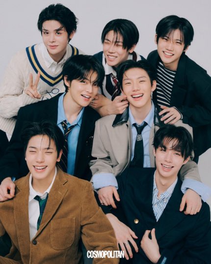 📰］CLOSE YOUR EYES [NEWS] '4月デビュー'クルユア初画報「ゴールデン