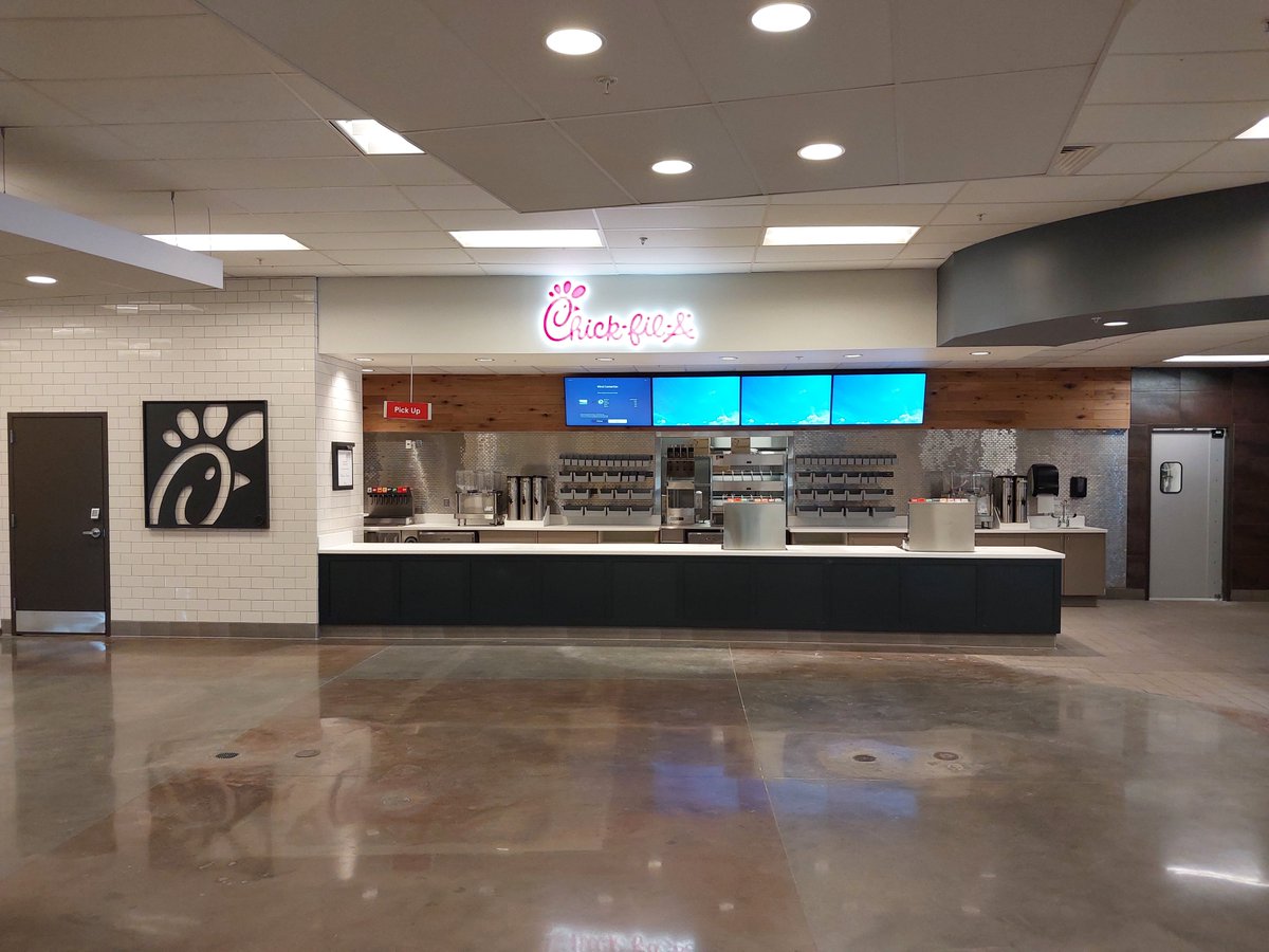 Wall_cc's tweet photo. Wallace is thrilled to announce the grand opening of Chick-fil-A at Lincoln University! This marks another successful project and partnership, and we can't wait for you to experience all the delicious offerings. #WallaceDesigns #GrandOpening #ExcitingAnnouncement  #ChickFilA https://t.co/793blAFfc1