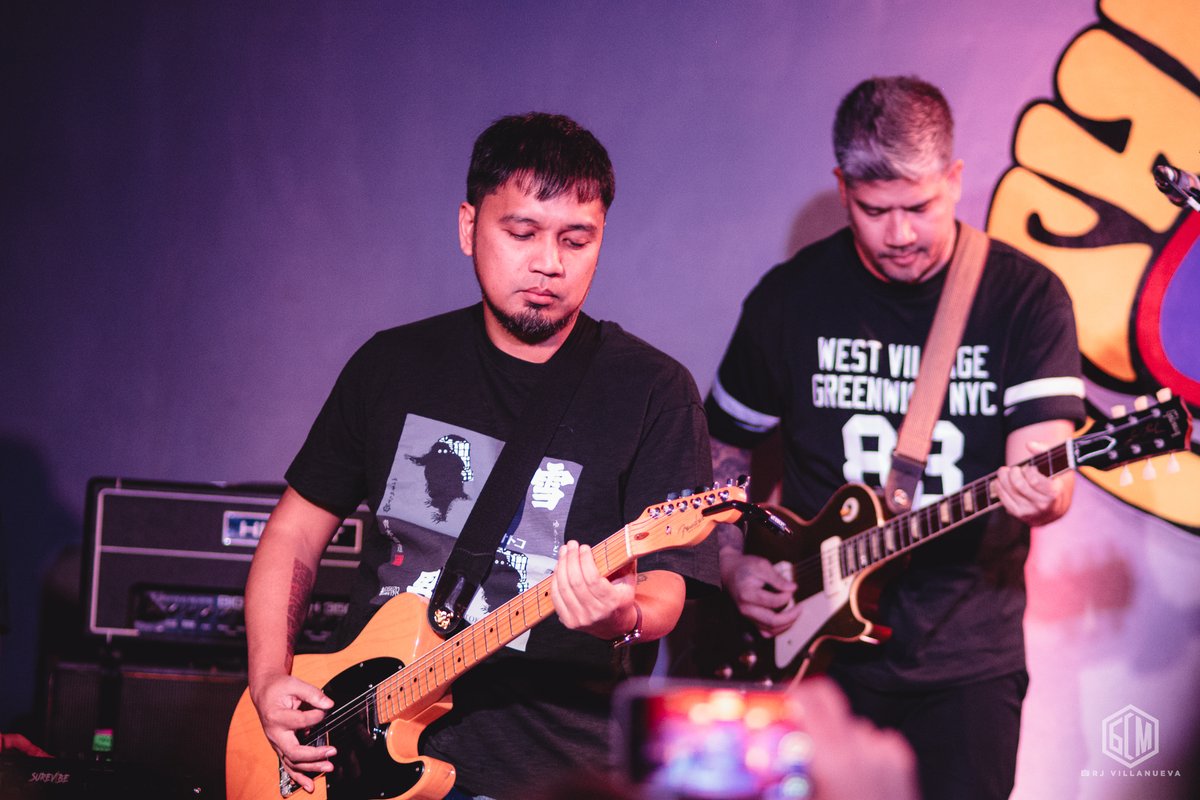 6cyclemind's tweet photo. Saya ng Wednesday night sa 70's Bistro🍻 Salamat sa mga nakisabay sa pagkanta 🙏

📸 RJ Villanueva

#6cyclemind #soupstar #25yearsofsoupstarmusic https://t.co/nRVoT8BB8t