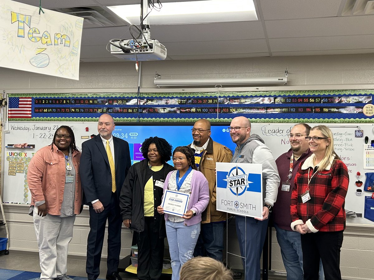 FairviewFalcon2's tweet photo. Congratulations to Emoree on being awarded the Superintendent Star Student Award today! She works so hard and deserves this achievement! We are so proud of her. https://t.co/58sCFfCusl