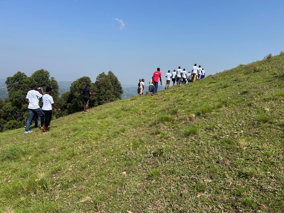 TJKFound_Int's tweet image. Nearly to close of the week!, reconnect with nature today 🏞️🏕️.It boosts mental well-being and productivity. In just one walk around the nature,one receives more than they asked for!, Try it today. #Reconnectwithnature #nature #Green #Tjkaction