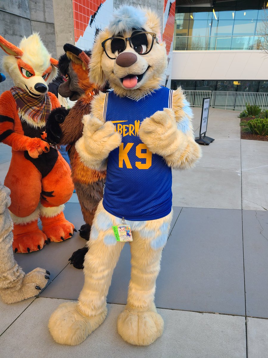 <a href="/AirBudJr/">Air Buuuud (Jr) 🌻</a> bringing light and positivity into my #FC2025 experience was really great 💙