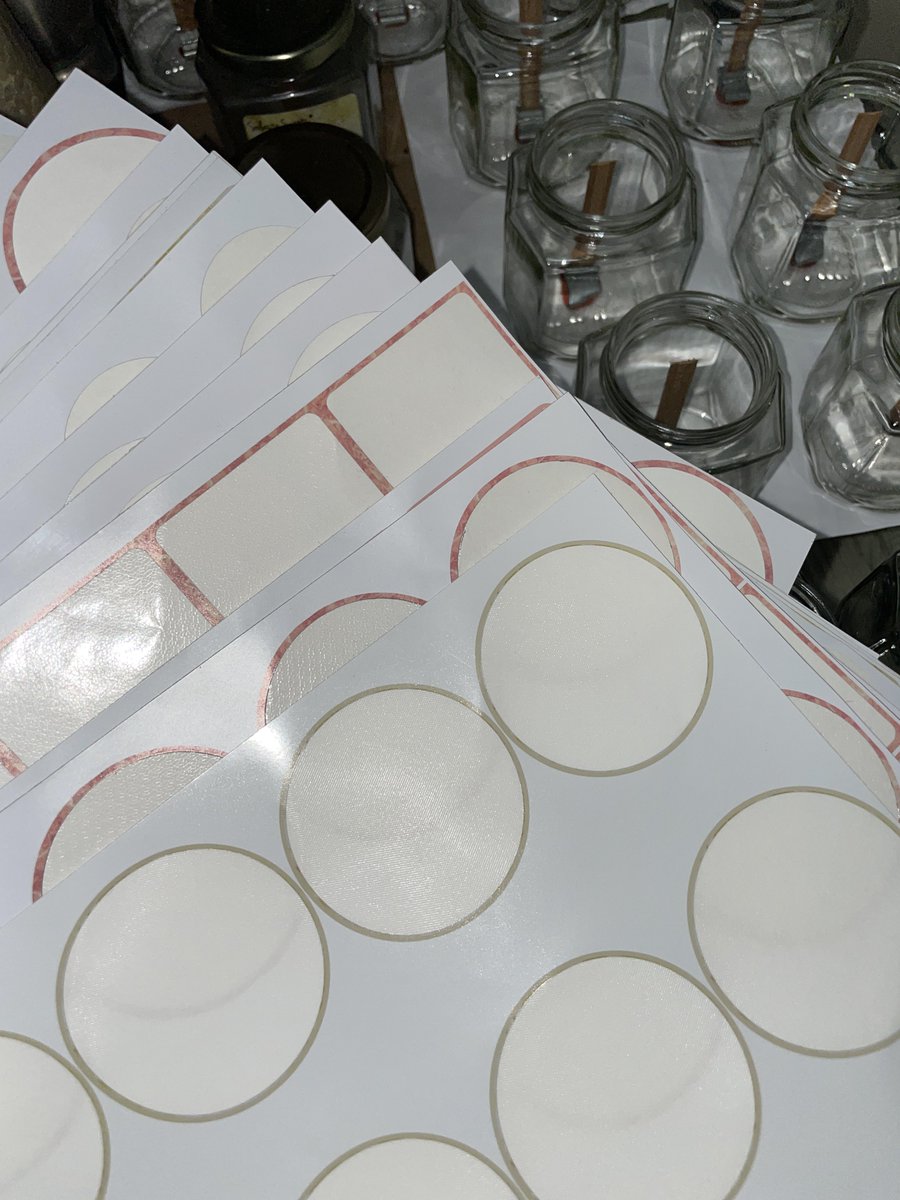 solastascents's tweet photo. labeled over 500 candles today 😤🏷️ with more waiting to be poured tonight

(but like in a couple hours) https://t.co/LZ5IUvAeew