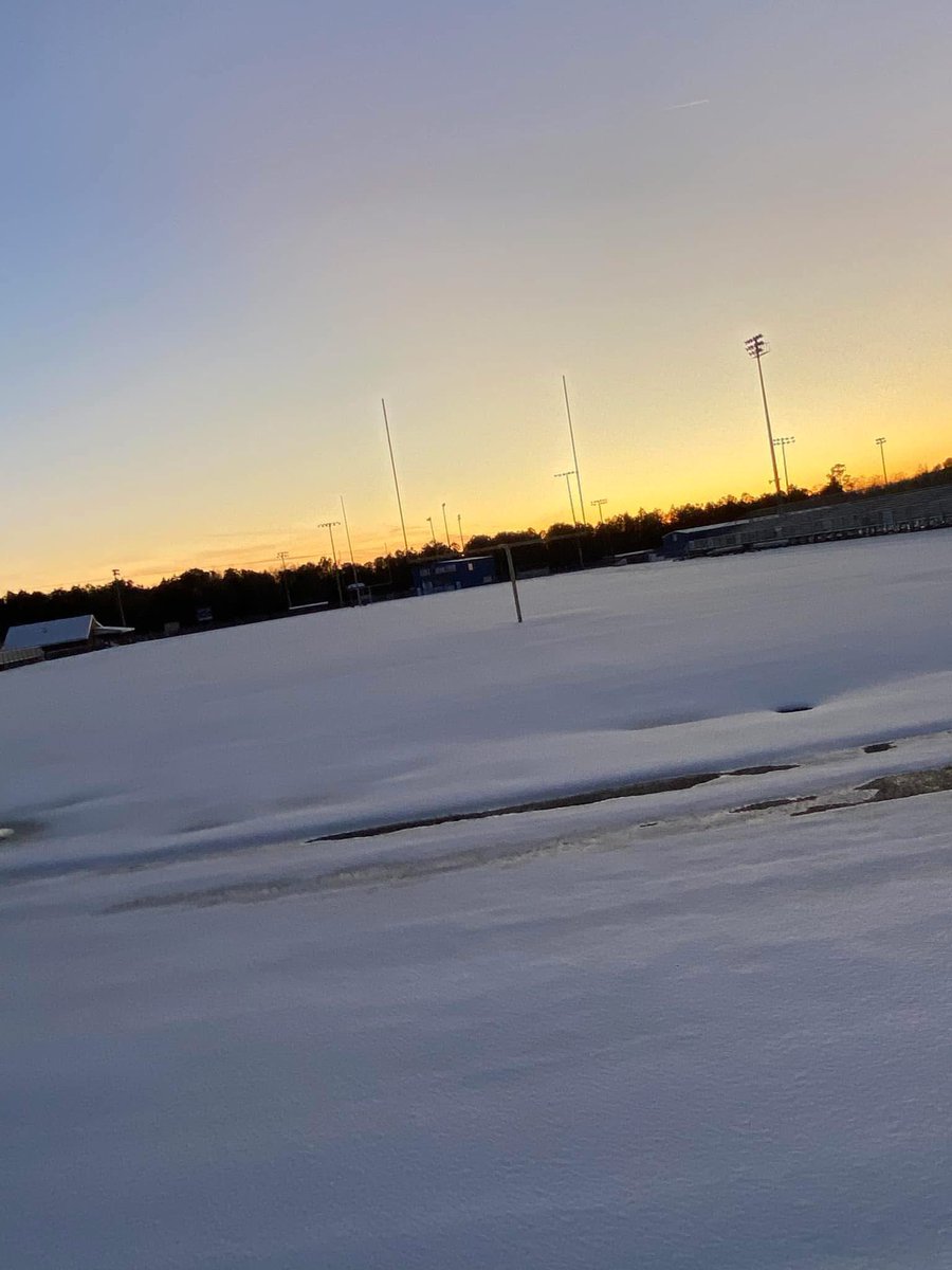 #LongCounT Blue Tide Football tweet media