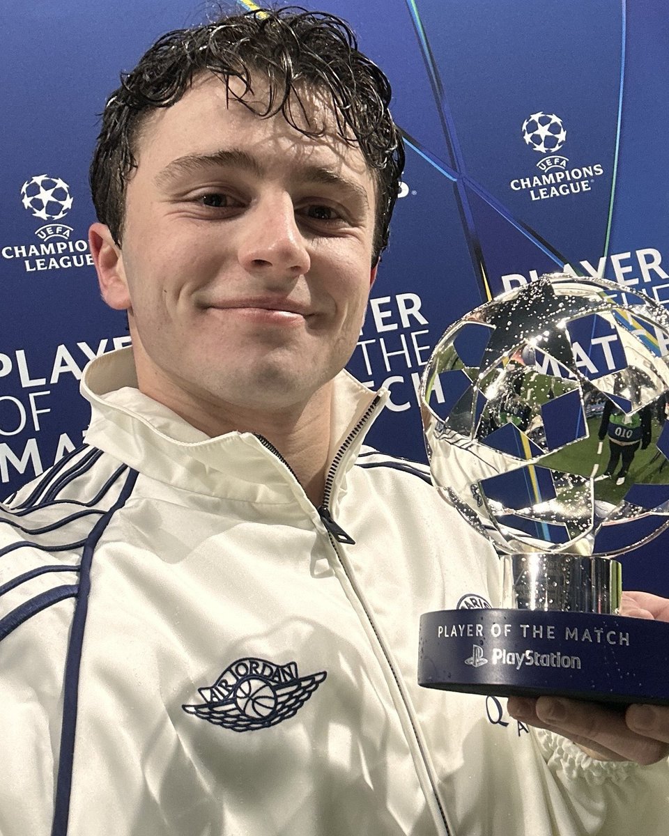 1amorbenfica's tweet image. Caiu aqui uma lágrima …