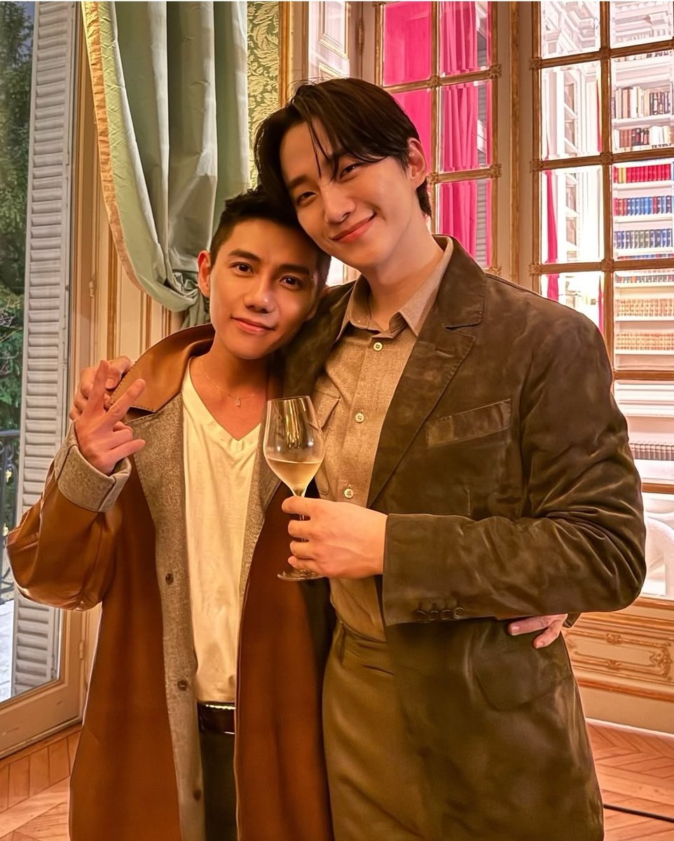 IanKuo IG update
Love you and see you soon! (Is it BA)
#이준호 #LEEJUNHO 
#준호 #JUNHO 
#이준호x벨루티 #LeeJunhoXBerluti #Berluti  #벨루티 #ParisFashionWeek #PFW2025 #BerlutiPresentation