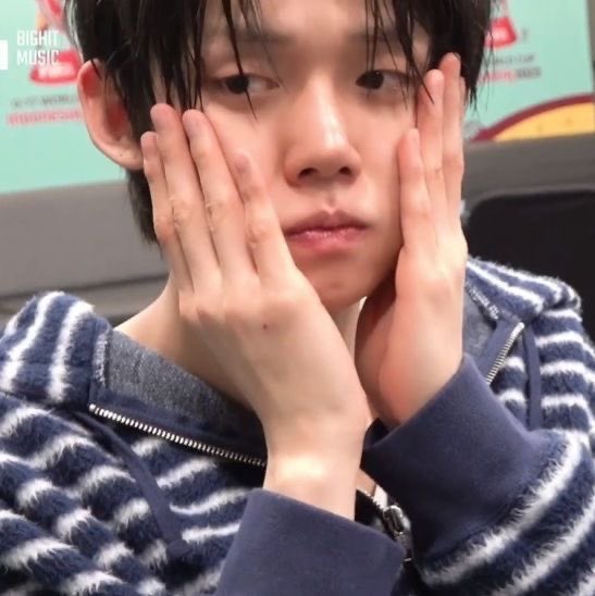yeonjun as red pandas tweet media