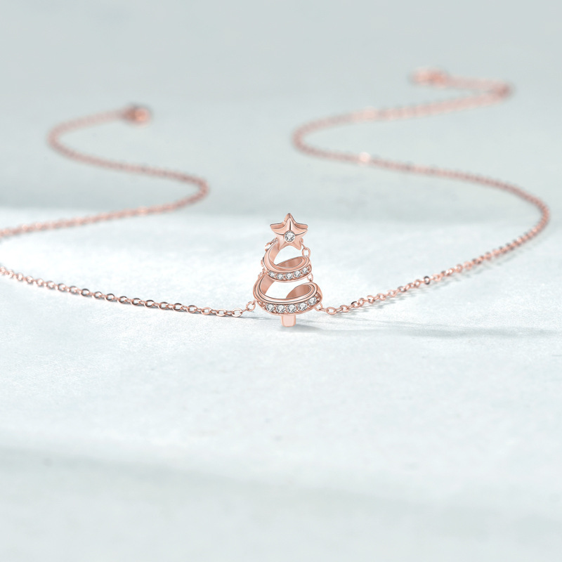 cuizhuo1028559's tweet image. More than just fashion, the Lucky Meteor Necklace symbolizes good luck and joy. Its meticulously crafted design evokes holiday warmth and wonder. Find this durable, shining treasure at czgj8.cn. #Necklace
#Puresilver