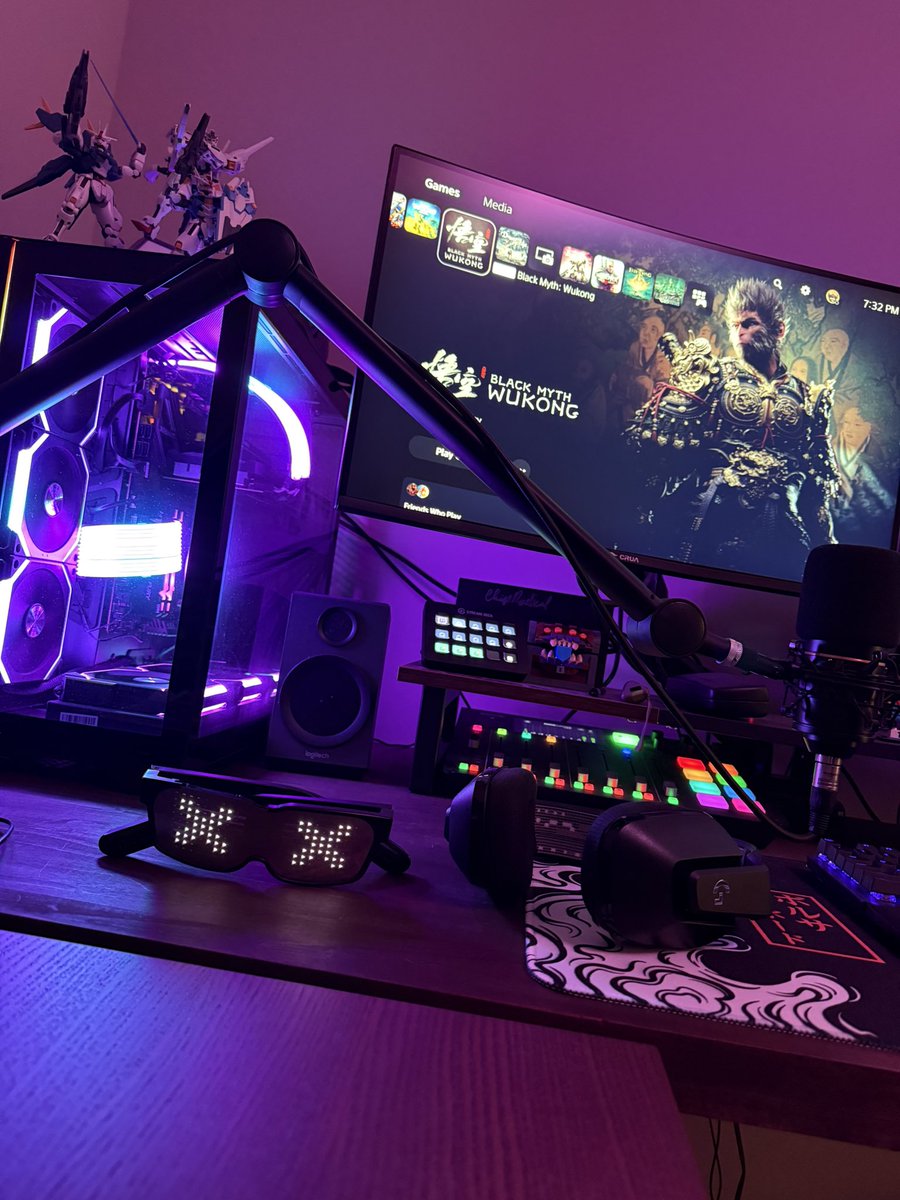 chip_radical's tweet photo. Stream starting at 8pm EST, hope to see you there! 💜 https://t.co/1JRaXo5dXU