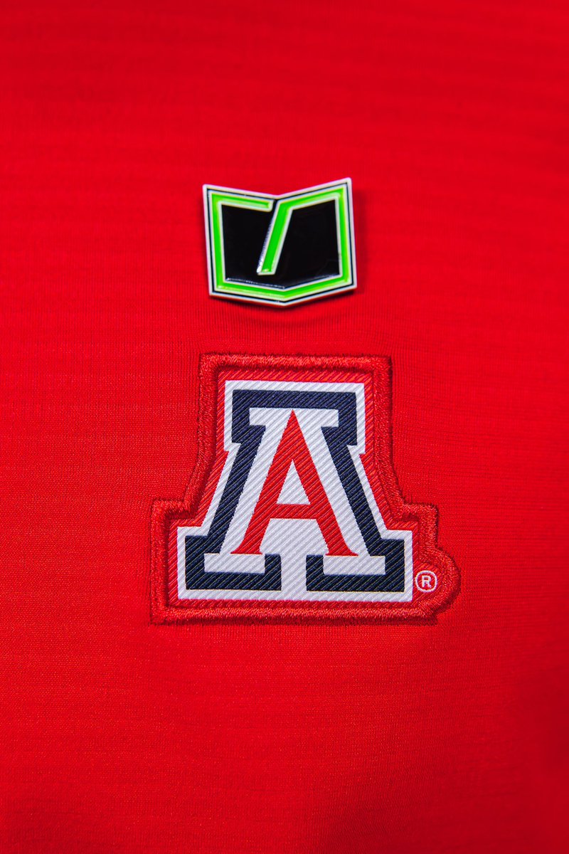 ArizonaWBB's tweet photo. Tonight, We #FightForLiteracy
We are wearing these green shoelaces, pins, and wristbands today in our game. We’re proud to demonstrate Arizona’s commitment to championing literacy in Tucson.
#MadeForIt x #LeaveALegacy https://t.co/EyEVfgElFN