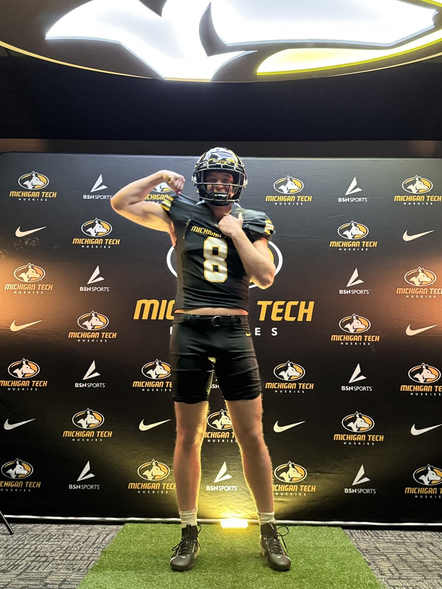 Jett Barnum (@jett_barnum) on Twitter photo I am very blessed to receive an offer from Michigan Tech! #followthehuskies <a href="/DanMettlach/">Dan Mettlach</a> <a href="/CoachDonnelly21/">Michael Donnelly</a> <a href="/MTUFB/">Michigan Tech Football</a> I am very blessed to receive an offer from Michigan Tech! #followthehuskies <a href="/DanMettlach/">Dan Mettlach</a> <a href="/CoachDonnelly21/">Michael Donnelly</a> <a href="/MTUFB/">Michigan Tech Football</a>