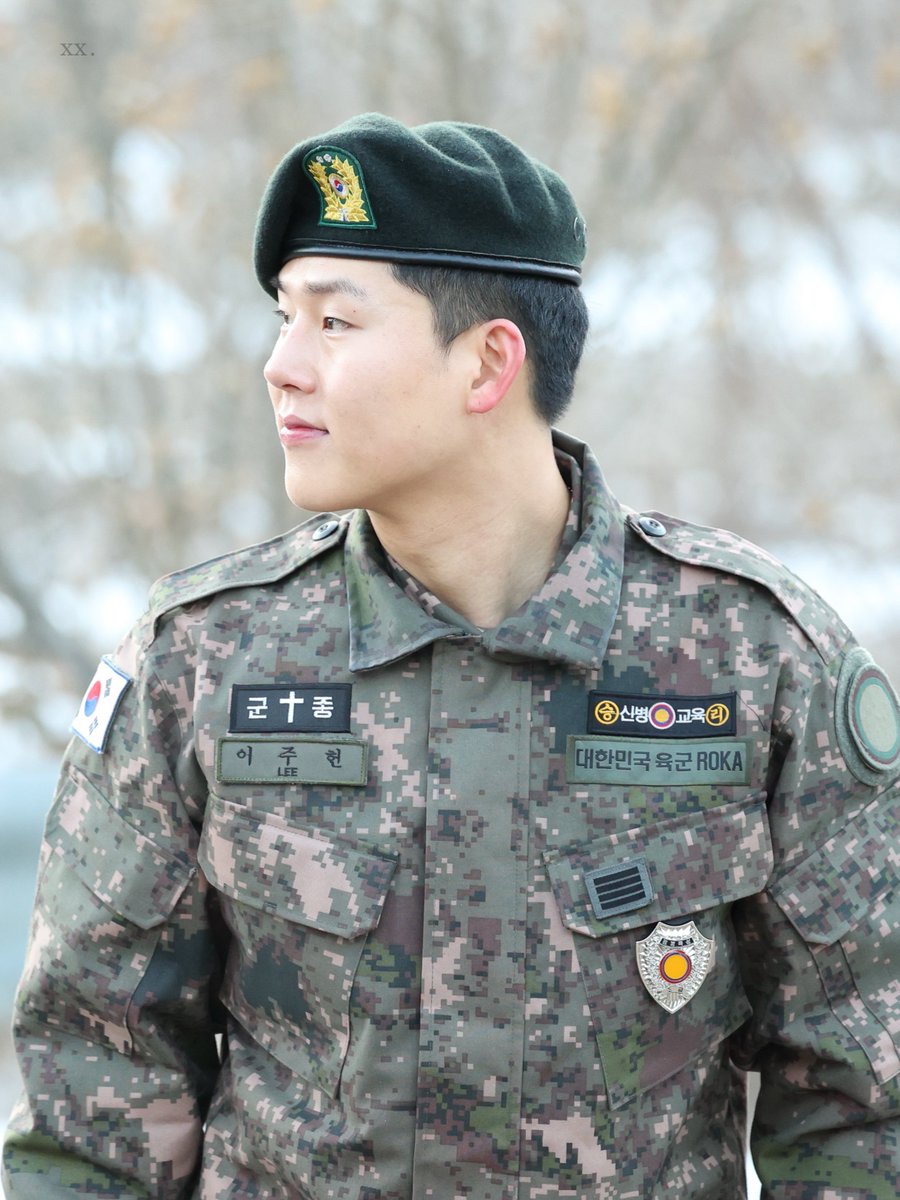 naru9/30(매튜) Kawasaki ZX-9R ZX9R Ninja 1998-99 Slip On 9″ Oval Stainless