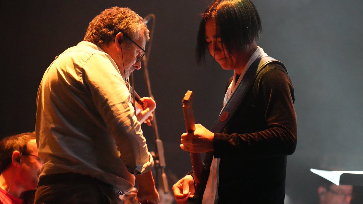 ✨ Some moments from our rehearsal of Sonic Symphony London! It seems like yesterday, what an amazing show day. 

🎸Huge thank yous to our special guests <a href="/Ohtanitter/">Tomoya Ohtani / 大谷 智哉</a>  <a href="/teresajanedavis/">TJ Davis</a> and <a href="/Richard_Jacques/">Richard Jacques</a> ! 🎶

📸 <a href="/MahoFlute/">MahoFlute</a>