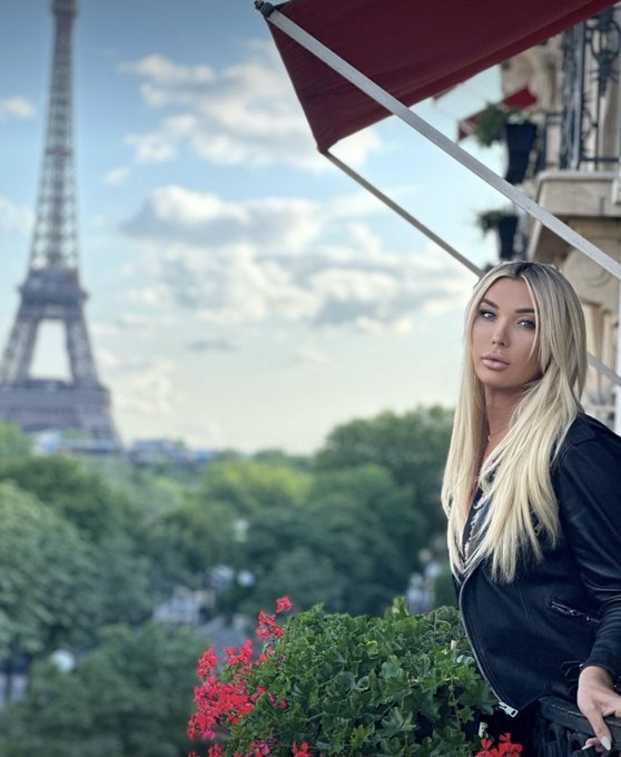 Would you take me to Paris? ✨ https://t.co/AUORCO2nwe