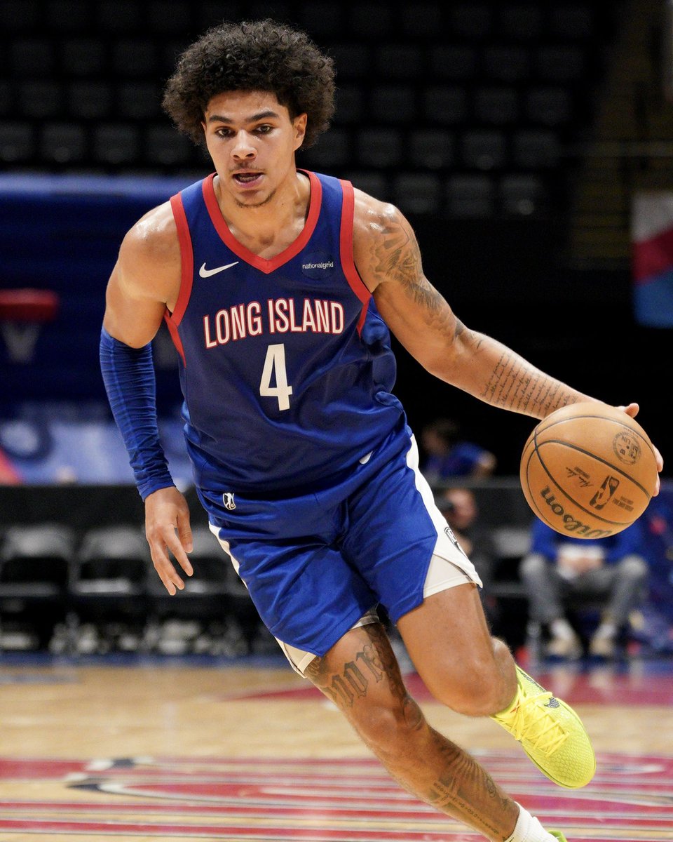 nbagleague's tweet photo. This @LongIslandNets duo was cookin’ in the first-half! 🔥

Timme: 16 PTS, 6 REB, 75% FG
Hayes: 14 PTS, 60% FG

The Nets lead 54-43 at halftime on ESPN+. https://t.co/TLZzlBOFXX