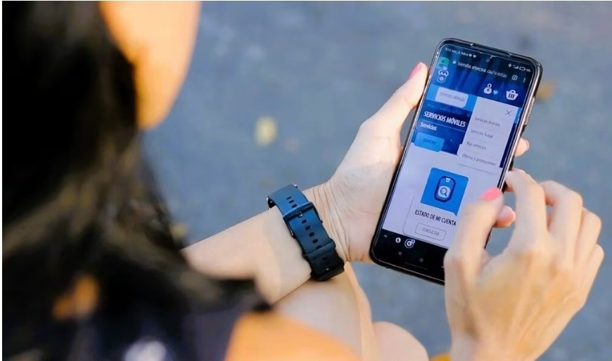 El comercio electrónico en #Cuba ha ganado una importancia creciente en los últimos años, impulsado por la expansión de Internet y la adopción de tecnologías digitales que han facilitado la forma en que los cubanos realizan compras y pagos.
#EtecsaConCuba