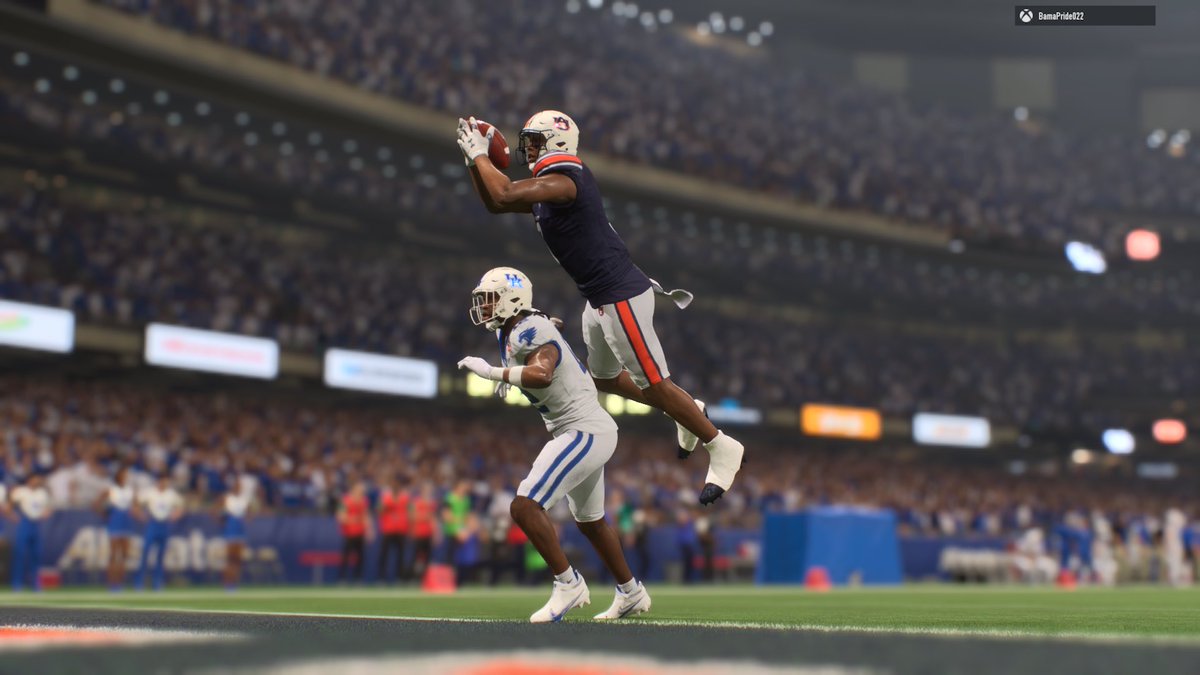 gamingfreak2324's tweet image. “Deuce Knight with the miracle pass of a lifetime, and Perry Thompson comes down with it in the end zone! 😱🔥 Final seconds. Semi-finals. Kentucky stunned. This is what legends are made of. 🏈🏆 #HailMary #MiracleMoment #PlayoffMagic”