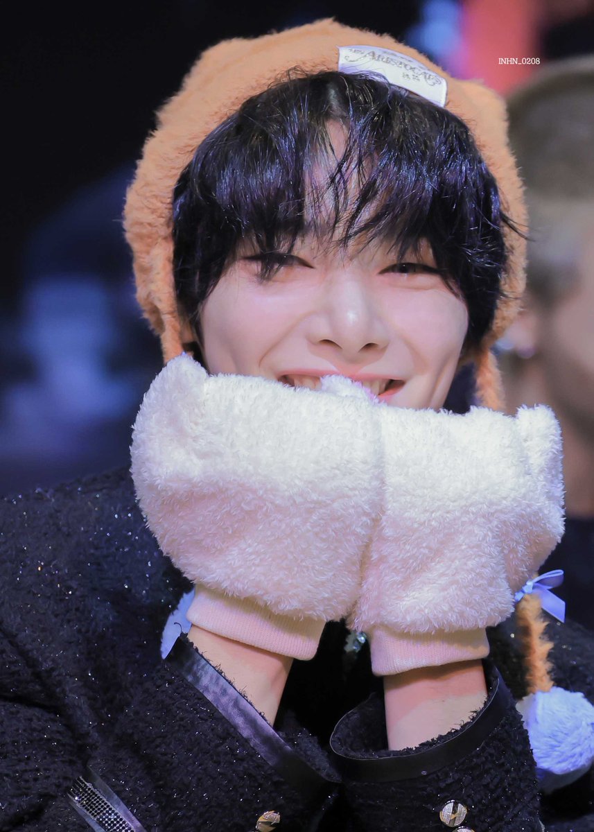 INHN_0208's tweet photo. 250112 🦊 #아이엔 https://t.co/9aiHCix98K