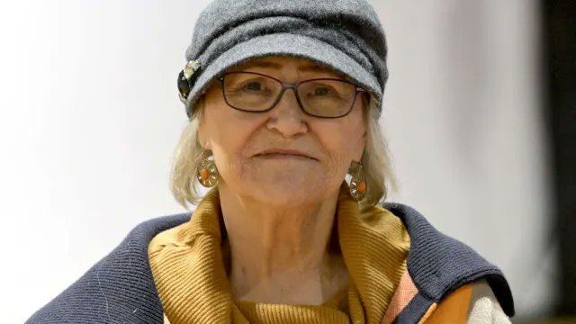 "We were wrong"
Jan 6 rioter, Pamela Hemphill  pleaded guilty and served 60 days in jail. "Accepting a pardon would only insult the Capitol police officers, rule of law and, of course, our nation," she said. She's right. They were wrong. Respect Ms Hemphill.