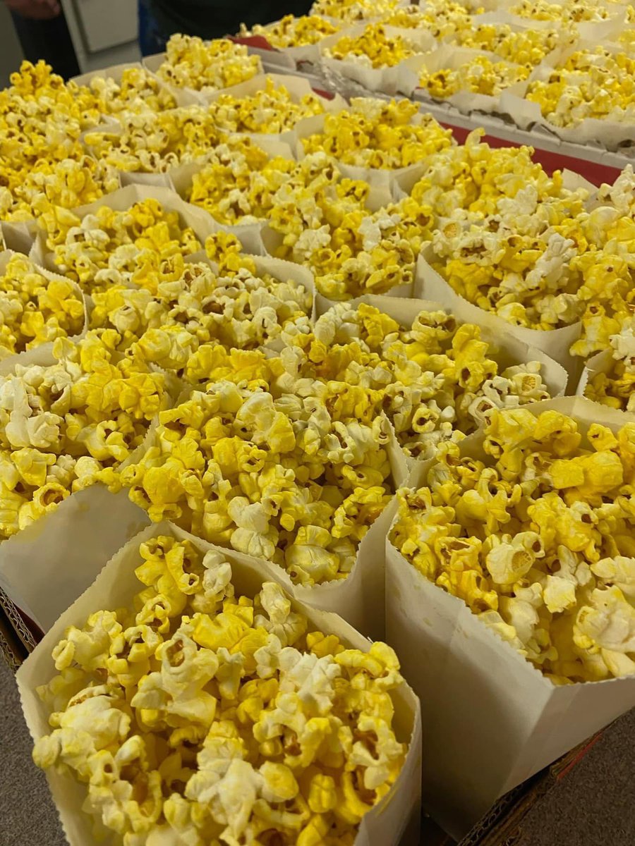 🚨Help Needed!🚨

Our concession stand needs a few more smiling faces tomorrow. Can you help?  Sign up using the link below. 

signupgenius.com/go/20F0E4DA9AC…