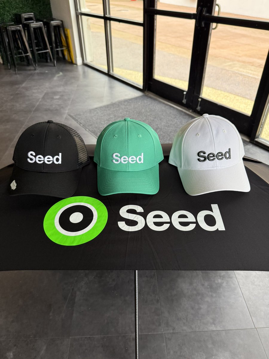 SharonSmurfit's tweet photo. Amazing event with Dean from @seedgolfco - thank you for inviting me. @PGAShow #orlando #Networking #irishgolfproducts #supportirish https://t.co/BtvG4b3OM1