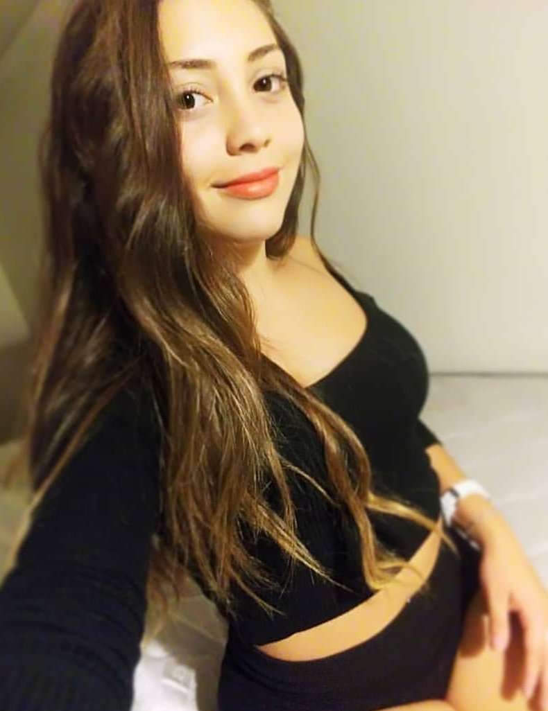 andrea_dulce17's tweet photo. M E   R E G A L A S   U N   R T👈😇

Sera verdad que en X se puede hacer amistades?

Me gustaria conversar con alguien pero la verdad no tengo con quien. No se si les pasa que desean conversar de un tema en especifico pero no tienen alguien q le guste lo mismo que a ti.