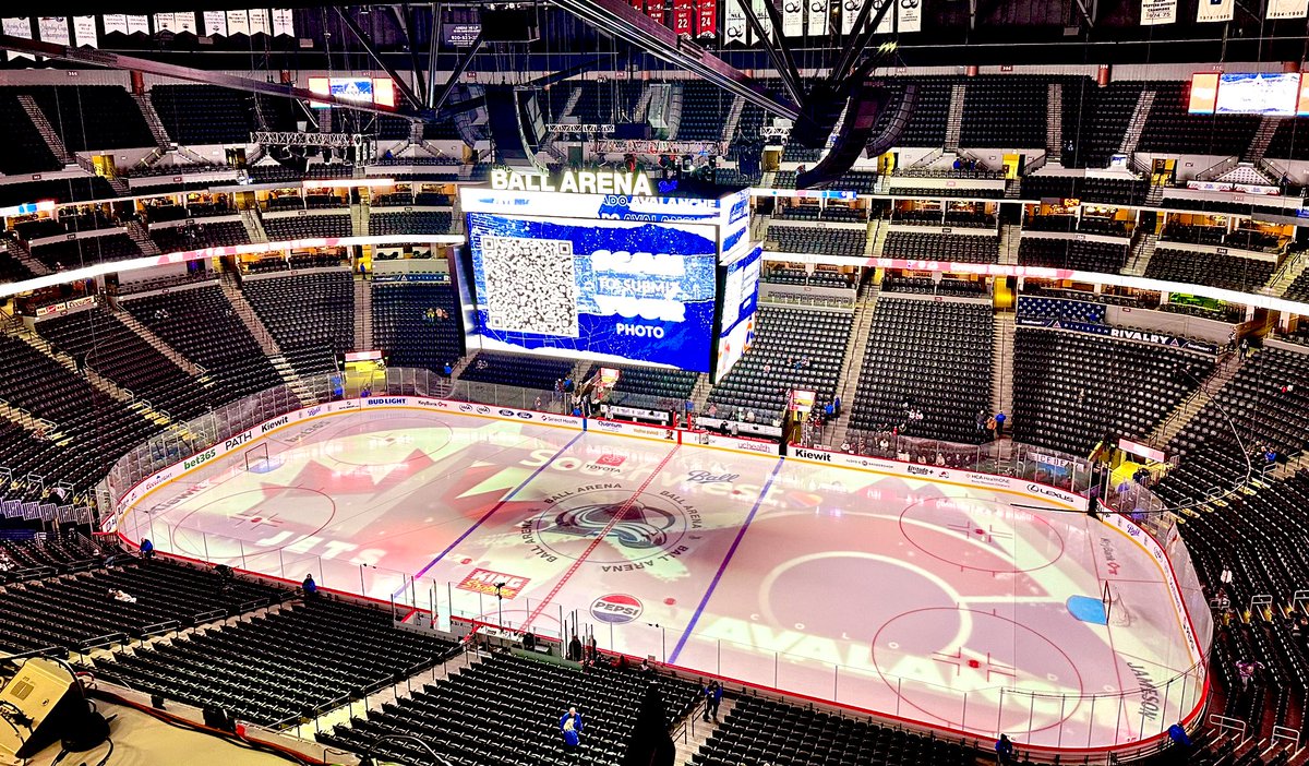 ConorMcGahey's tweet photo. Force of Nature vs Hot Tub Component
Live on @AltitudeSR, the ASR, @Avalanche, @NHL, and @SIRIUSXM apps at 7pm MT.
#WPGvsCOL #GoAvsGo https://t.co/NVFC1GloFH
