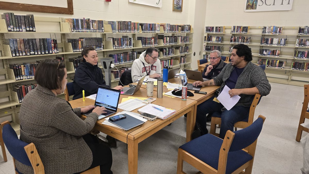 Martha Velez-Teran (@martyteran915) on Twitter photo The Austin English department common planning session is a wrap! π We focused on leveraging data, enhancing collaboration, and crafting creative student engagement strategies. Huge thanks to Ms. Vergara for the support! π <a href="/maribelruiz2015/">Maribel Ruiz</a> <a href="/episdctccoach/">Quina Vergara</a> <a href="/bpallare/">Brenda Pallares</a> The Austin English department common planning session is a wrap! π We focused on leveraging data, enhancing collaboration, and crafting creative student engagement strategies. Huge thanks to Ms. Vergara for the support! π <a href="/maribelruiz2015/">Maribel Ruiz</a> <a href="/episdctccoach/">Quina Vergara</a> <a href="/bpallare/">Brenda Pallares</a>