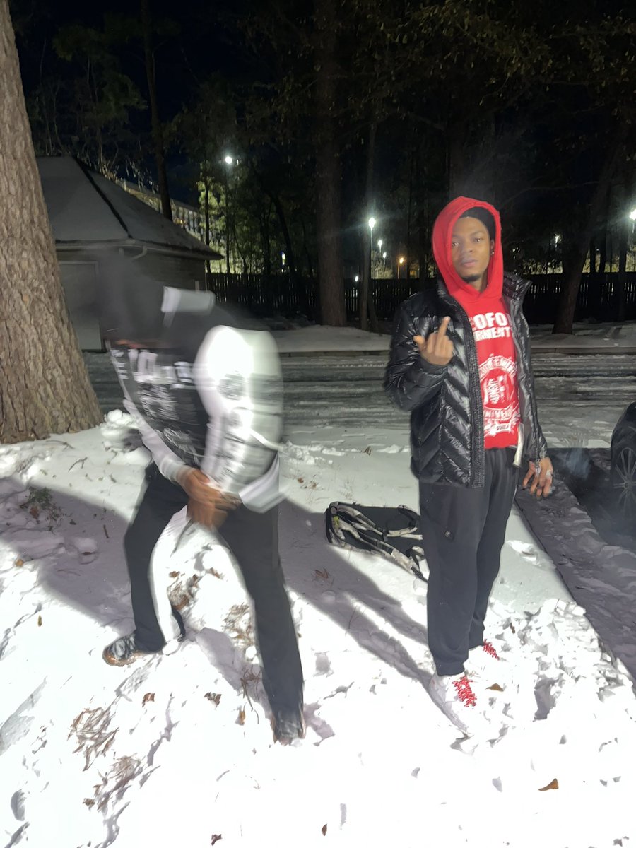 GoyardOG's tweet image. Fun in the snow