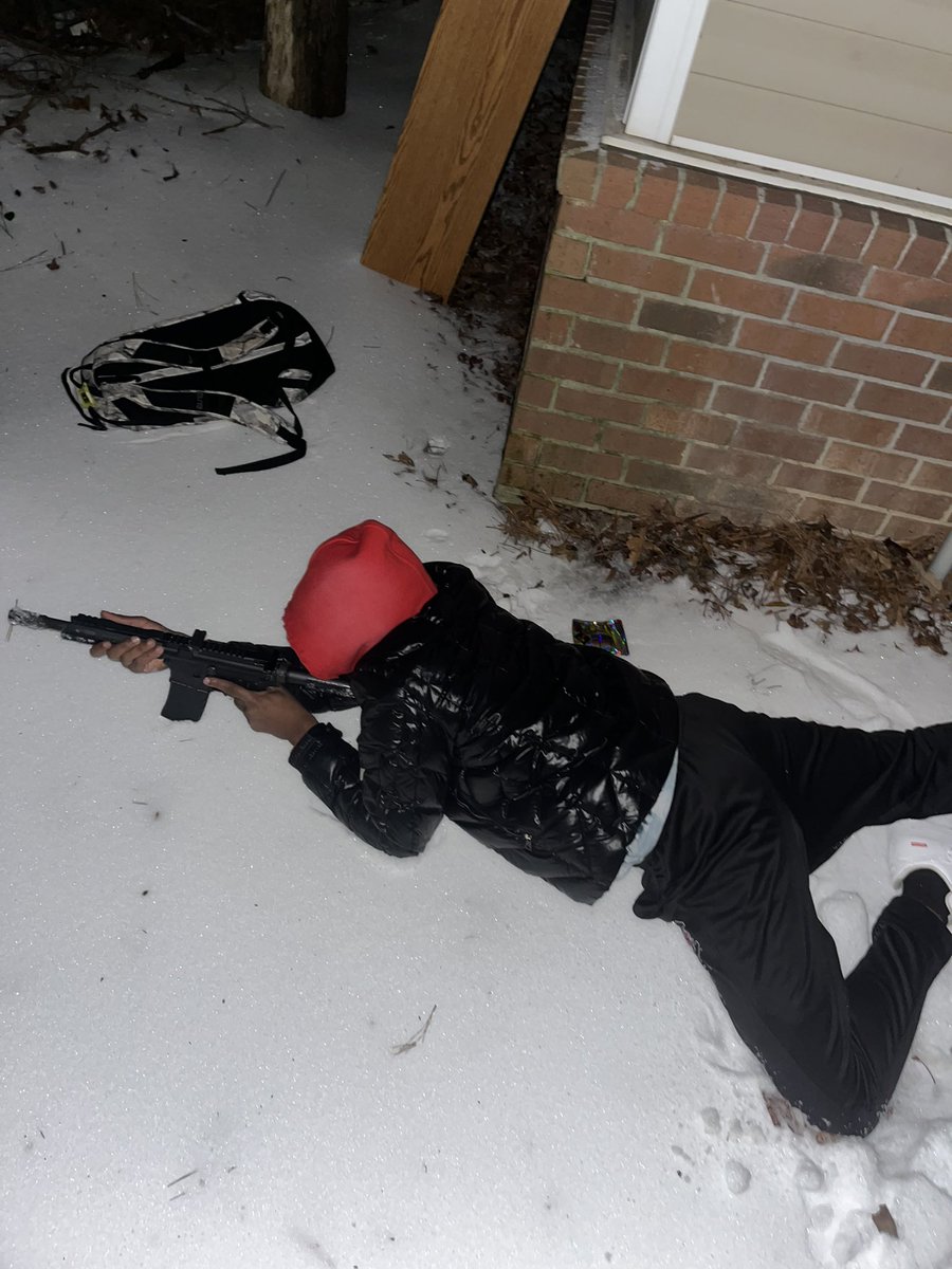 GoyardOG's tweet image. Fun in the snow