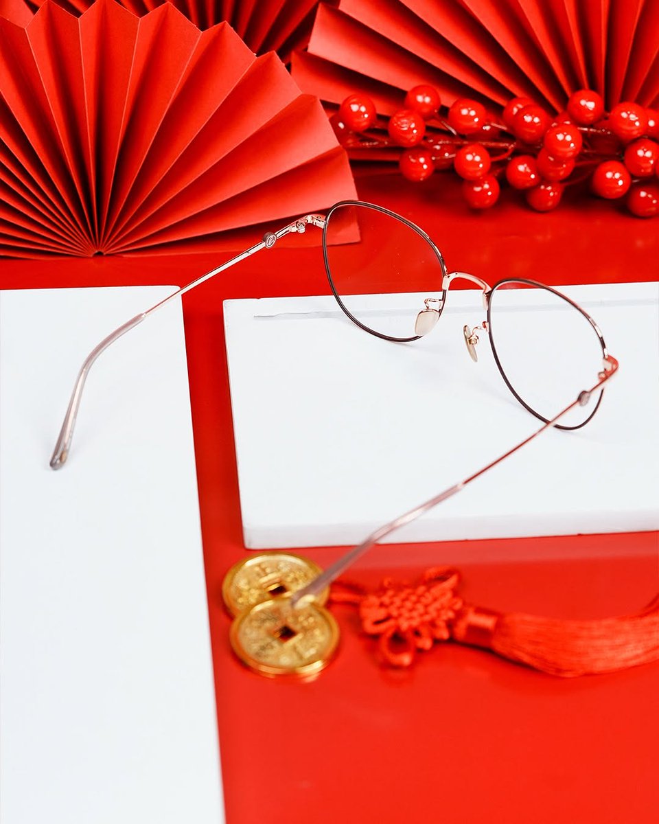 Desain klasik yang tak lekang oleh waktu.
Frame agnès b hadir dengan sentuhan elegan sempurna untuk melengkapi tampilan Anda.

Dapatkan segera koleksi frame agnès b yang tersedia di store Optik Tunggal atau ZEISS Vision Center terdekat.

agnès b AB 70173 (Pink)
Rp3.450.000