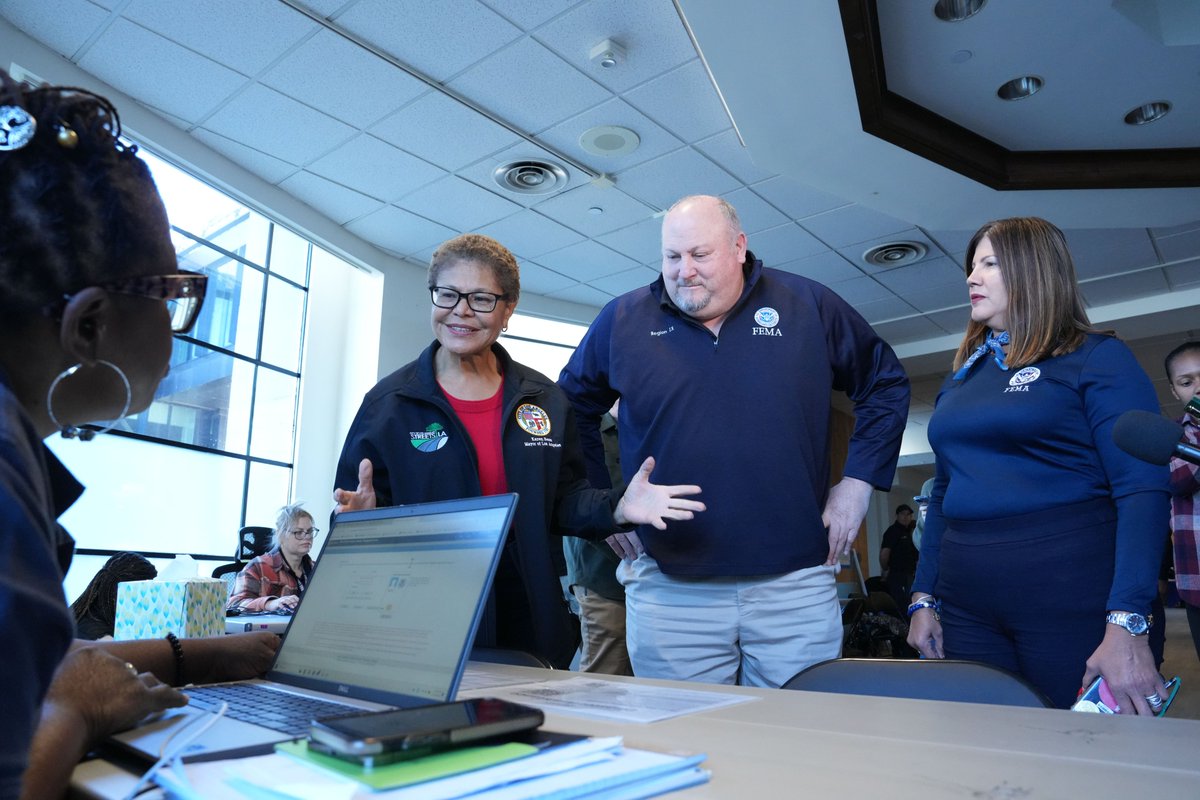 MayorOfLA's tweet photo. The City's Disaster Recovery Center remains open as a one-stop information source for Angelenos impacted by the fires.

More than 2,100 households have already received support from officials on site.

UCLA Research Park
📍10850 Pico Blvd
⏰ 9:00 AM - 8:00 PM | 7 days a week for the next several weeks.