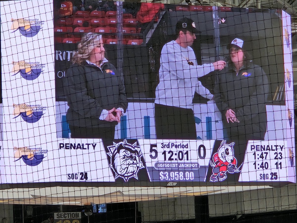 jrperry's tweet photo. Good to see @BCHSFoundation at the @brantfordbulldogs game.

A great fundraiser for a great cause. https://t.co/Y2NlzwCMA1