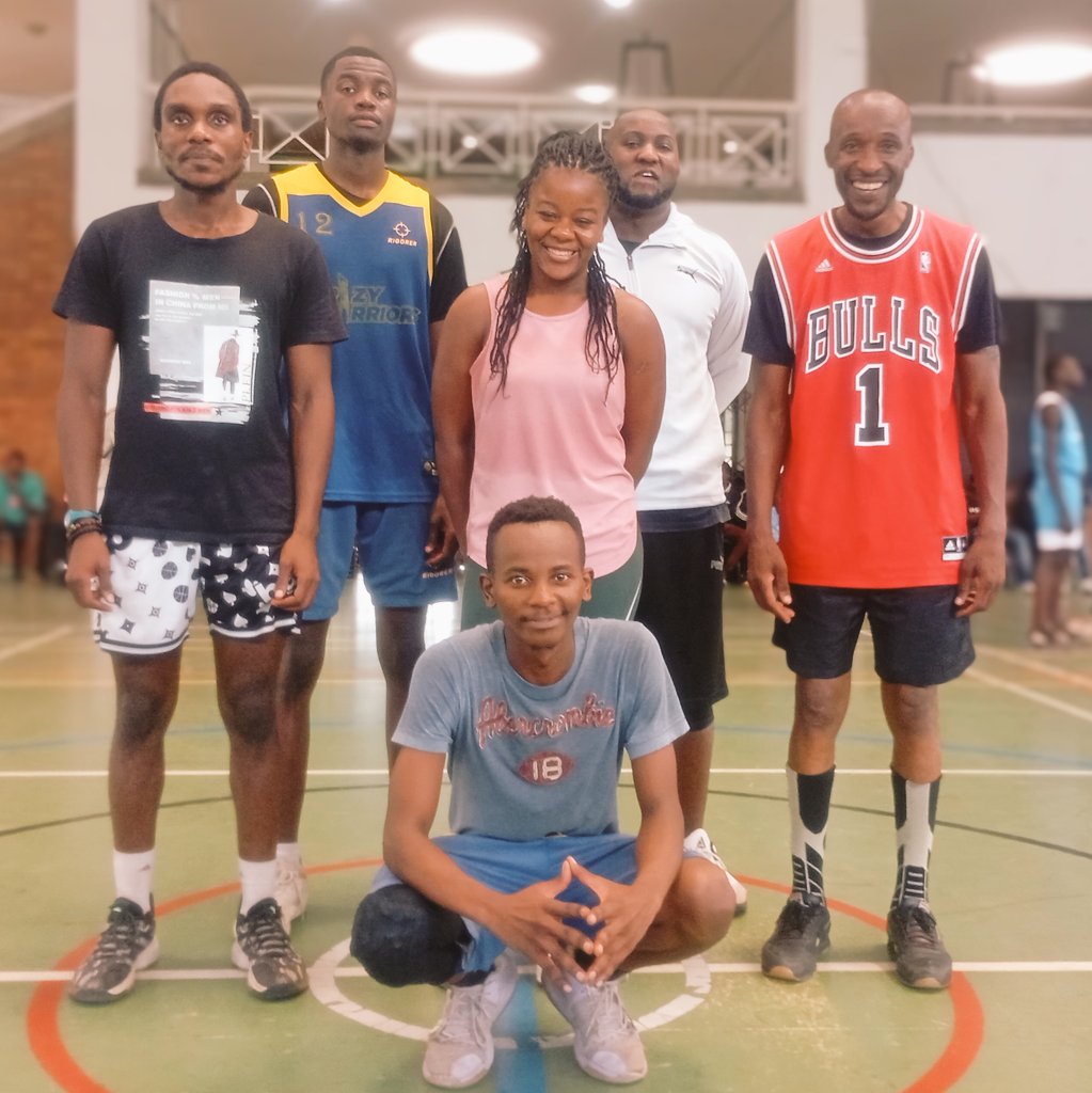sundayballmw's tweet photo. X Plus One Season Week 2 CHAMPS - "Andrew", "Bamako", #70 "Lufie", #65 "Atu", #7 "Diamond & "Owen"
#11thSeason
#SeeYouOnTheCourt
#SundayAdvocate
#DPWars
#AnyGivenSunday
#ThisIsWhyWePlay
#ThisIsSundayBall https://t.co/hjsHe4qNCw