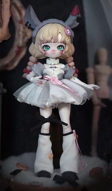 ブラインドドール NAGIのメーカーの新作Nyssa(ニサ)というゴシック