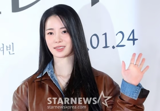 KDramaHandle's tweet image. #LimJiYeon has dropped the movie #WildThing due to schedule conflicts starring #GangDongWon and #UhmTaeGoo.  

She is in talks to lead a romance drama #MeanLove along with #LeeJungJae.