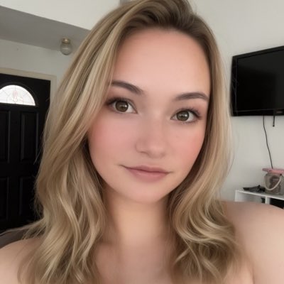 Britbarb's tweet photo. #NewProfilePic https://t.co/LLjseVIYAn