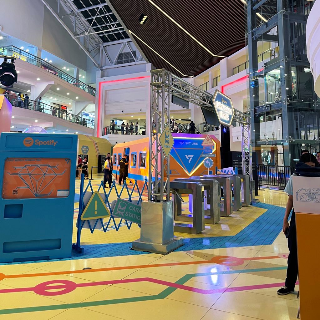 S1NGH00N's tweet photo. got to attend the carat station last Jan. 19, 2025 !!

we actually attempted to get into the event twice. the first pic was from day 1 and the rest are from day 3 https://t.co/BUs2Doaxjd