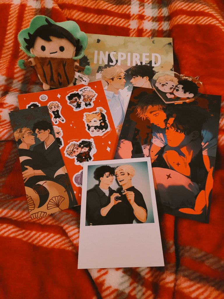 MacabreMattox's tweet photo. IT'S HERE AAAAAAAAA. Thank you, everyone at @sktsinspired, for this amazing bundle of happiness and for your hard work 😭🫶🏼 treeKawa is just as excited as I am! https://t.co/3wZmxhGoGZ